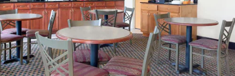 Sleep Inn & Suites Tuscaloosa Eksteriør bilde